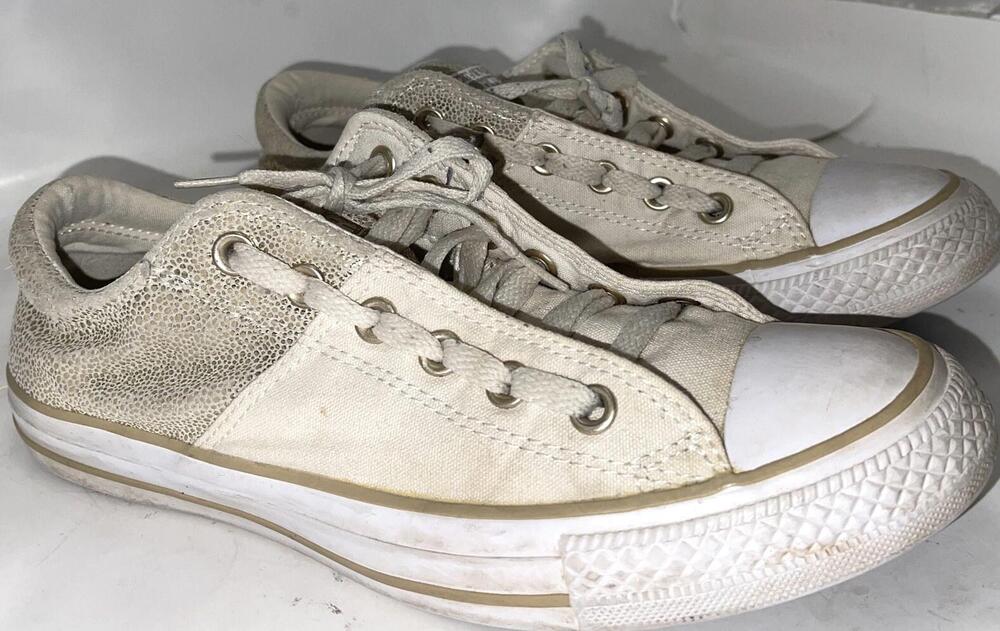 Converse All Star Shoes Womens Size 9.5 Beige Metallic Leather Low Top 553342C
